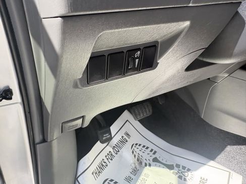 Used 2013 Toyota Prius V Three image 18