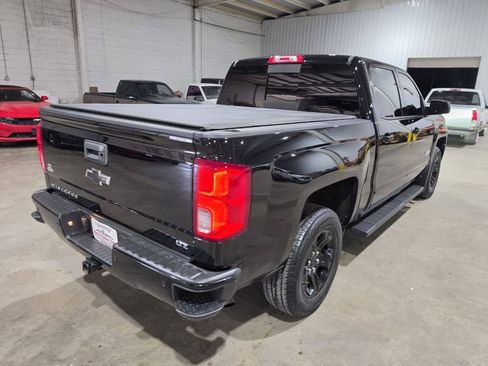 Used 2018 Chevrolet Silverado 1500 LTZ Z71 w/ LTZ Plus Package AWD/4WD image 12