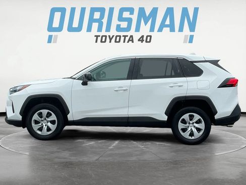 Used 2024 Toyota RAV4 LE FWD image 4