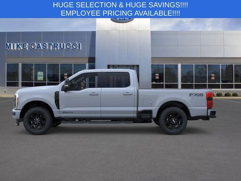 New 2026 Ford F250 Lariat w/ Black Appearance Package AWD/4WD image 3