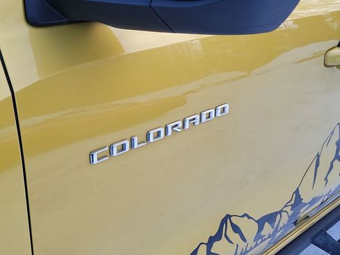 Used 2023 Chevrolet Colorado Z71 w/ Z71 Convenience Package 2 image 23