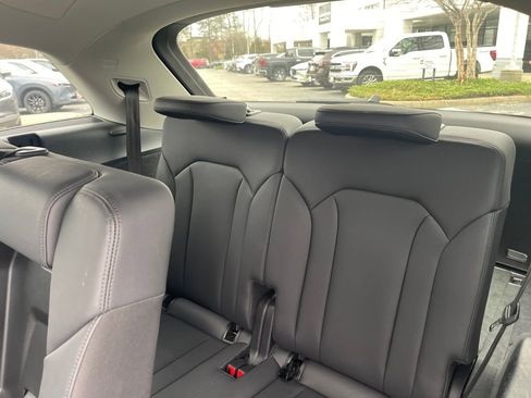 Used 2024 Audi Q7 2.0T Premium Plus image 13