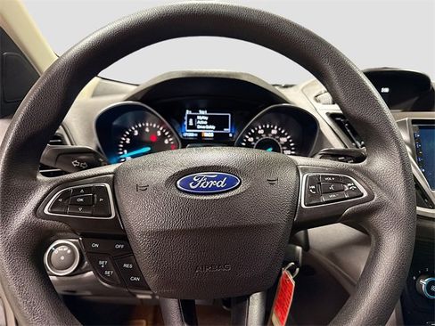 Used 2018 Ford Escape S image 11