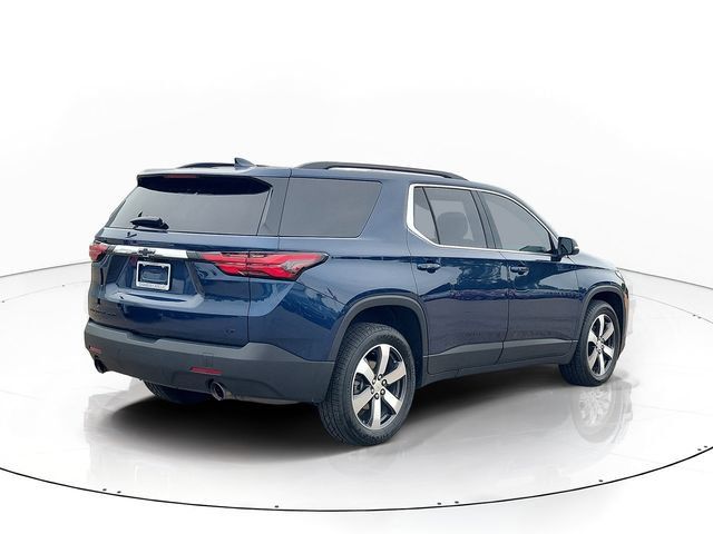 Used 2023 Chevrolet Traverse LT w/ LT Premium Package AWD/4WD image 3