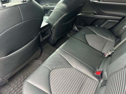 Used 2023 Toyota Camry SE w/ Convenience Package image 14