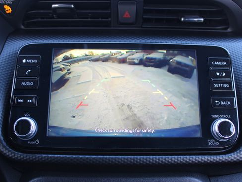 Certified 2021 Nissan Kicks SV image 21