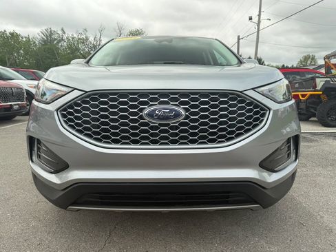 Used 2023 Ford Edge SEL w/ Convenience Package AWD/4WD image 2