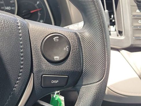 Used 2014 Toyota RAV4 LE FWD image 19