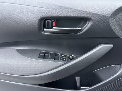 Used 2023 Toyota Corolla LE image 14