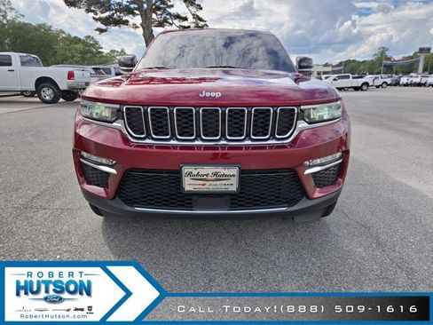 Used 2023 Jeep Grand Cherokee Limited RWD image 3