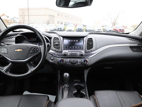 Used 2019 Chevrolet Impala Premier w/ Premier Confidence Package image 14