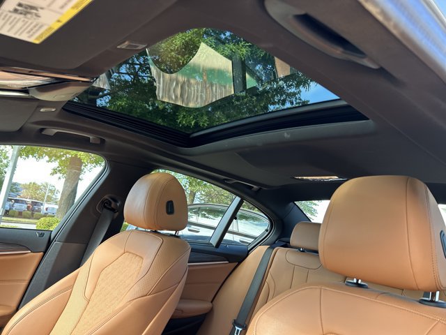 Certified 2023 BMW 540i w/ Dynamic Handling Package RWD image 15