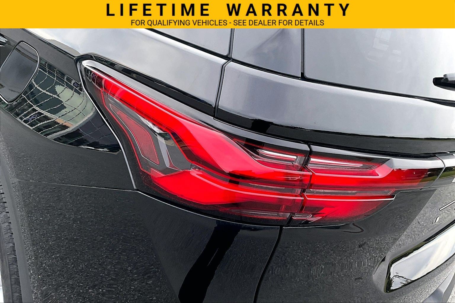 Certified 2022 Chevrolet Traverse LS FWD image 34
