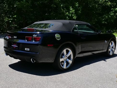 Used 2011 Chevrolet Camaro SS w/ RS Package RWD image 9