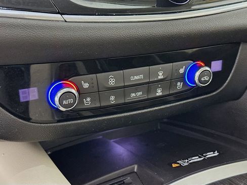 Used 2023 Buick Enclave Avenir w/ Avenir Technology Package AWD/4WD image 24