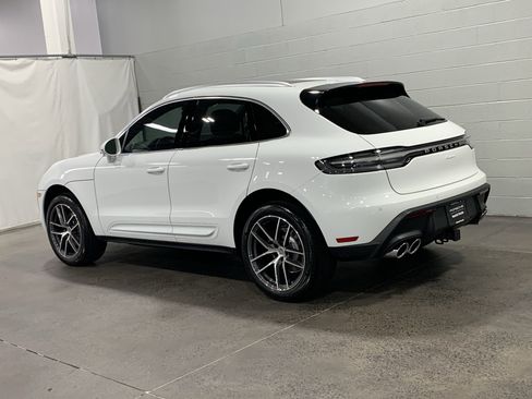 New 2026 Porsche Macan image 3