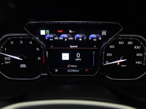 Used 2021 GMC Yukon Denali w/ Advanced Technology Package AWD/4WD image 21