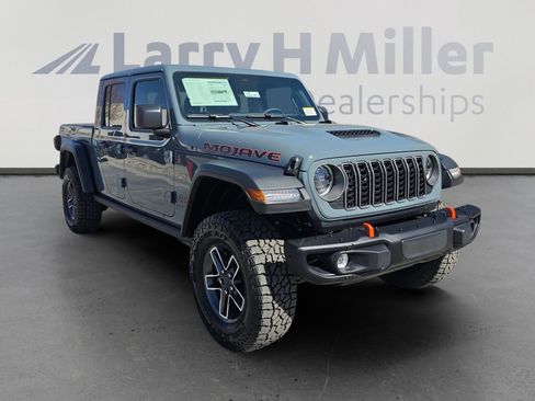 New 2026 Jeep Gladiator Mojave image 7