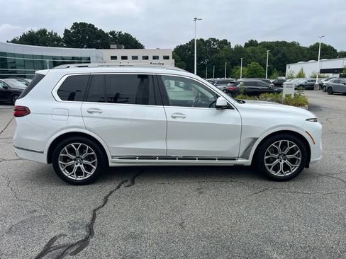 Used 2026 BMW X7 xDrive40i AWD/4WD image 2