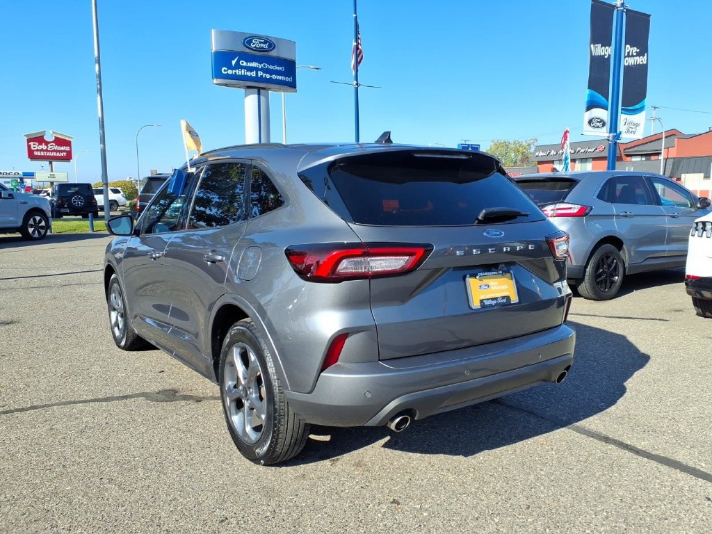 Certified 2023 Ford Escape ST-Line w/ Tech Pack #1 FWD image 10