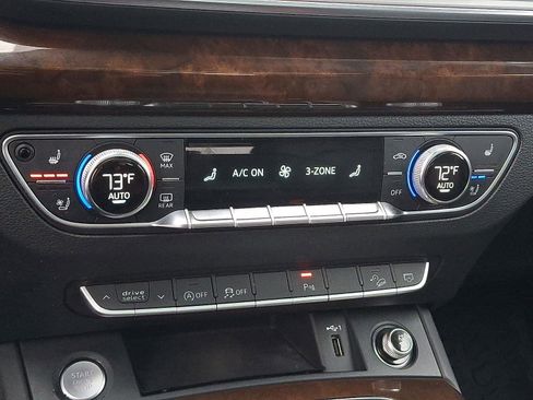 Used 2019 Audi Q5 2.0T Premium Plus w/ Premium Plus Package image 16