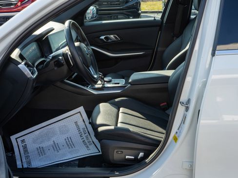 Used 2021 BMW 330i Sedan image 19