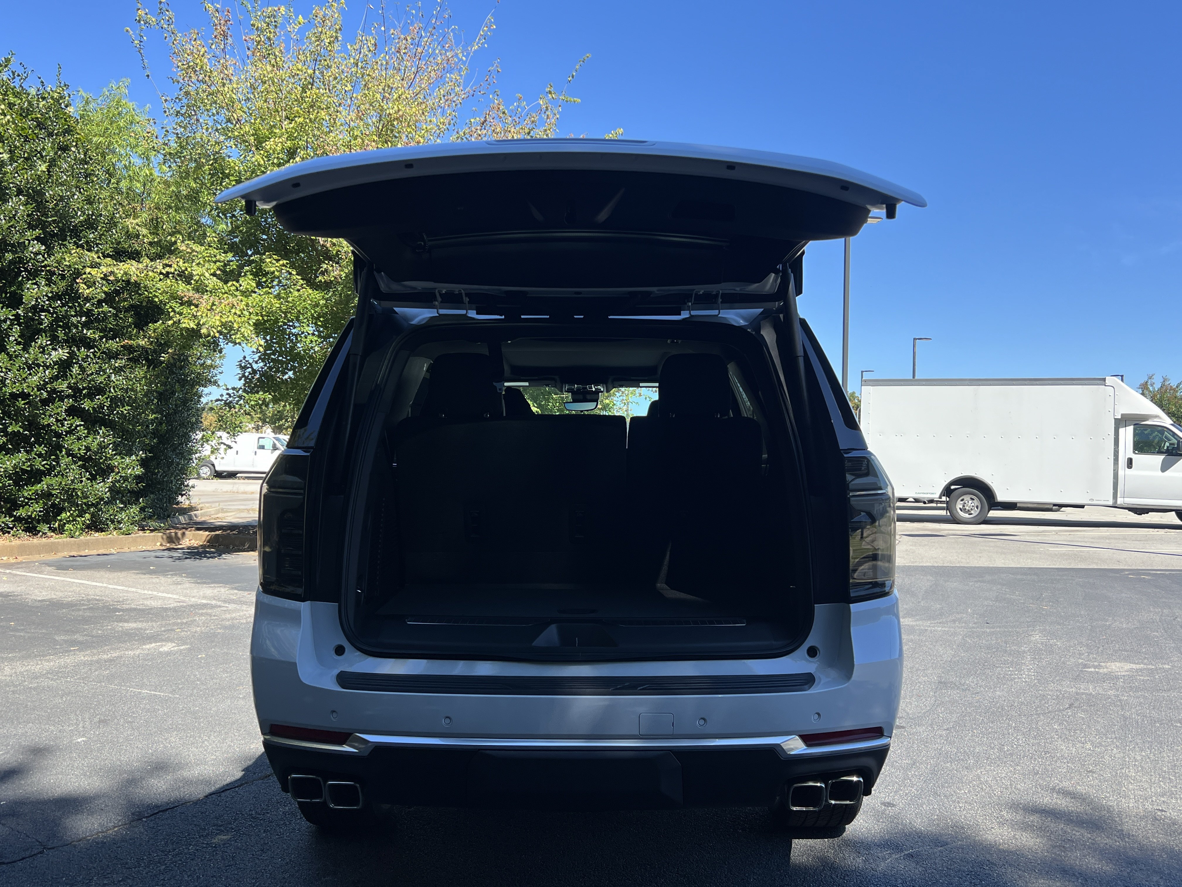 New 2026 Chevrolet Tahoe High Country w/ Sun And Tow Package AWD/4WD image 11