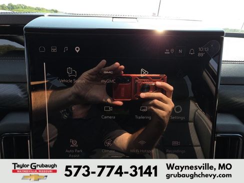 Used 2026 GMC Yukon XL AT4 w/ AT4 Premium Plus Package AWD/4WD image 21