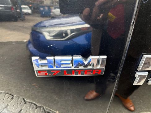 Used 2014 RAM 1500 Sport w/ Remote Start & Security Group image 43