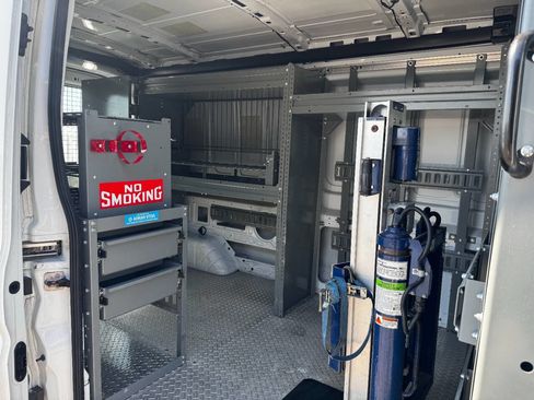 Used 2018 Ford Transit 350 350 3dr LWB Medium Roof Cargo image 15