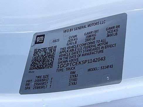 Used 2023 Chevrolet Colorado LT w/ LT Convenience Package AWD/4WD image 30