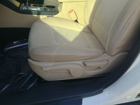 Used 2019 Subaru Outback 2.5i image 12