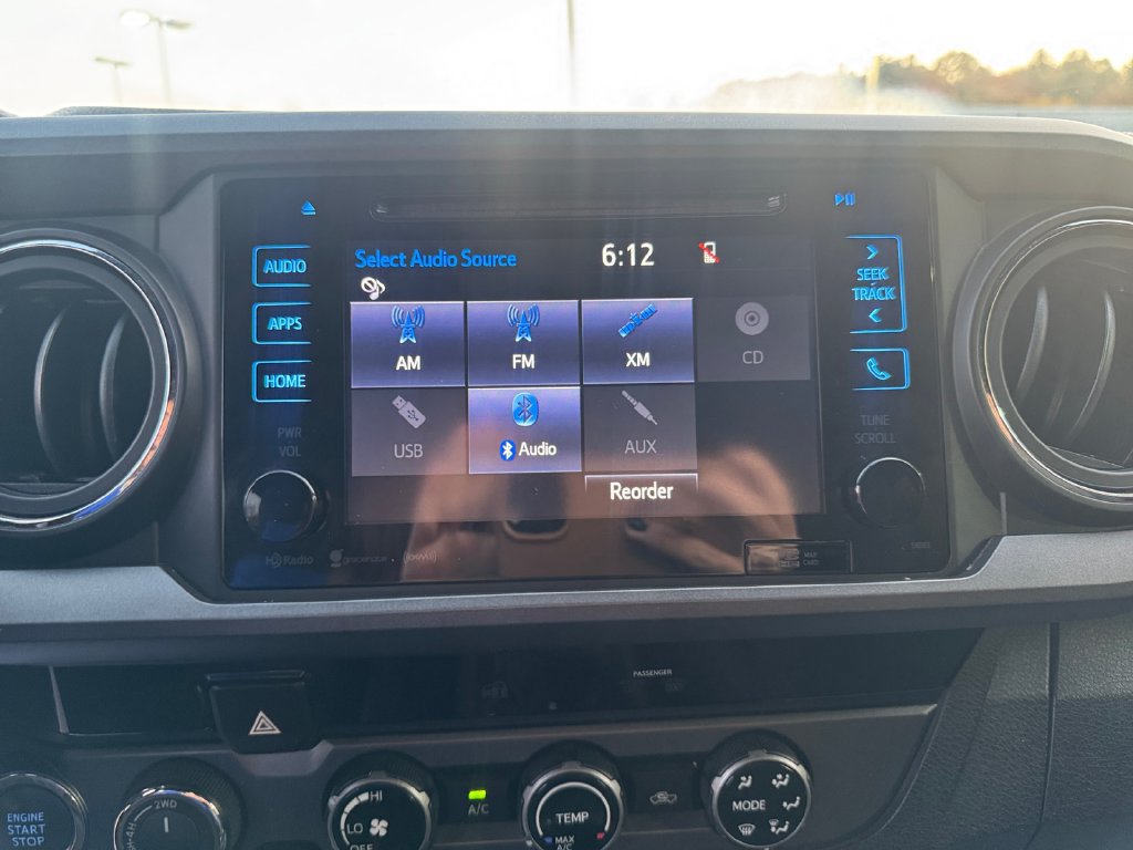 Used 2017 Toyota Tacoma TRD Sport w/ Tow Package AWD/4WD image 18