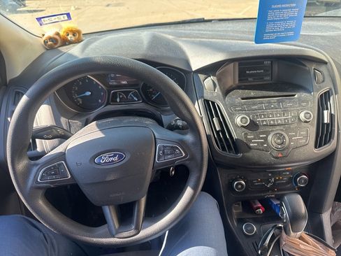 Used 2017 Ford Focus S image 8