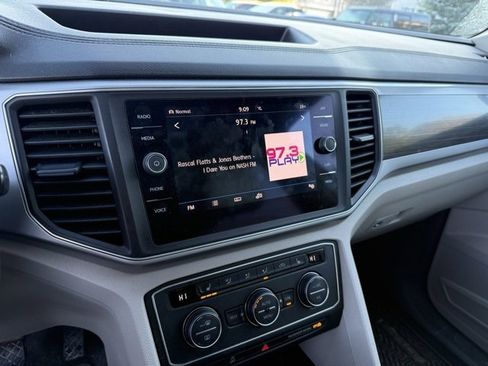 Used 2019 Volkswagen Atlas SE image 16