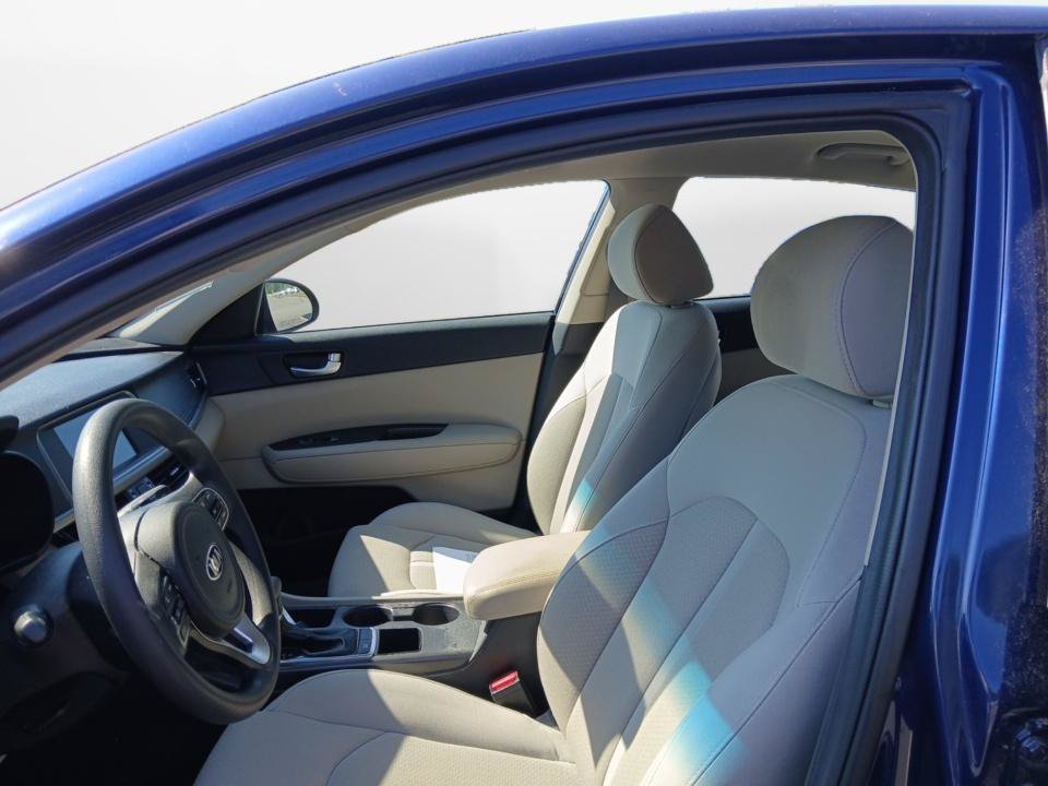 Used 2018 Kia Optima LX FWD image 9