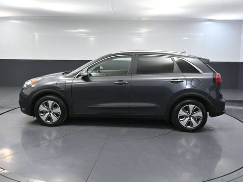 Used 2019 Kia Niro EX FWD image 9