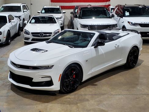 Used 2021 Chevrolet Camaro SS RWD image 36