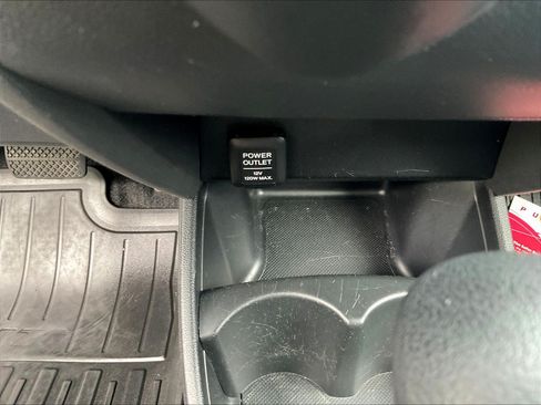 Used 2013 Honda Fit Sport image 16