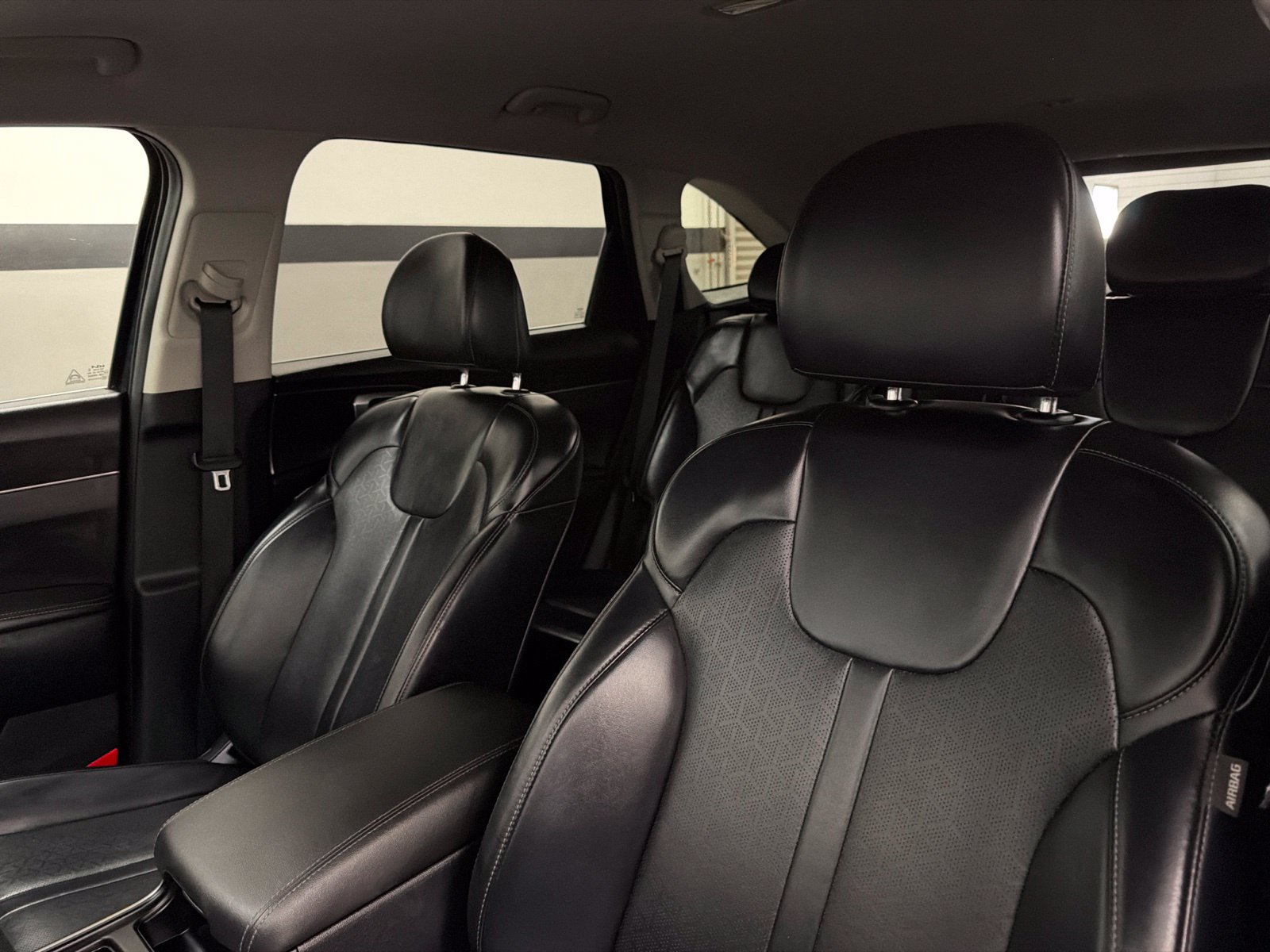 Used 2022 Kia Sorento S FWD image 24