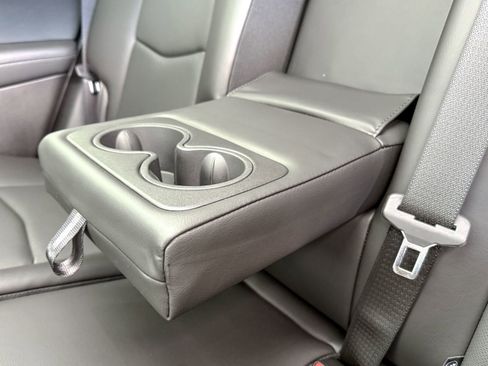 New 2025 Cadillac XT5 Premium Luxury w/ LPO, Floor Liner Package image 36