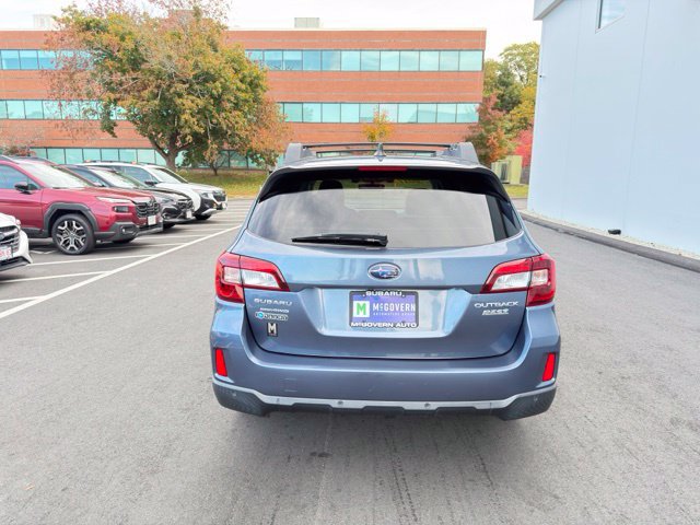 Used 2017 Subaru Outback 2.5i Limited AWD/4WD image 6