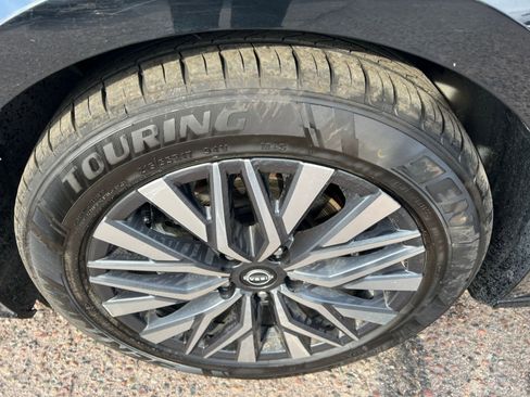 Used 2025 Nissan Altima 2.5 SV image 30