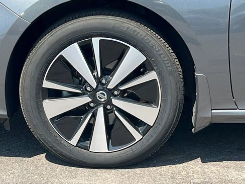 Used 2020 Nissan Altima 2.5 SV AWD/4WD image 9