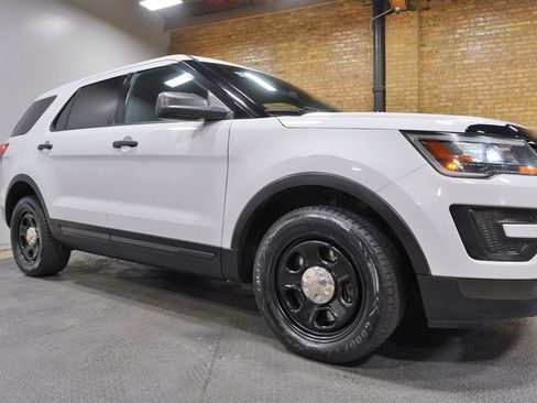 Used 2019 Ford Explorer 4WD Police Interceptor image 9