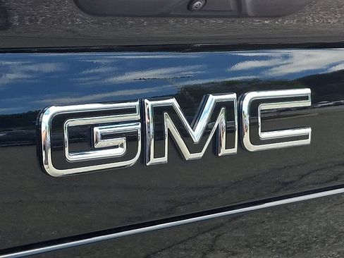 Used 2025 GMC Sierra EV Denali AWD/4WD image 32