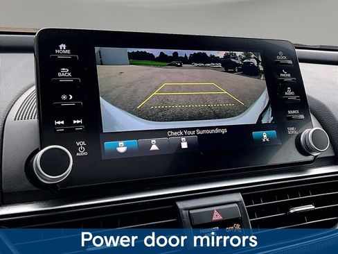Used 2018 Honda Accord Sport image 18