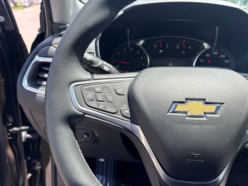 Used 2023 Chevrolet Equinox Premier FWD image 26