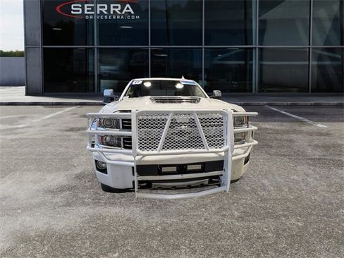 Used 2017 Chevrolet Silverado 2500 High Country w/ Duramax Plus Package image 6