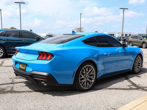 Used 2024 Ford Mustang Premium RWD image 4